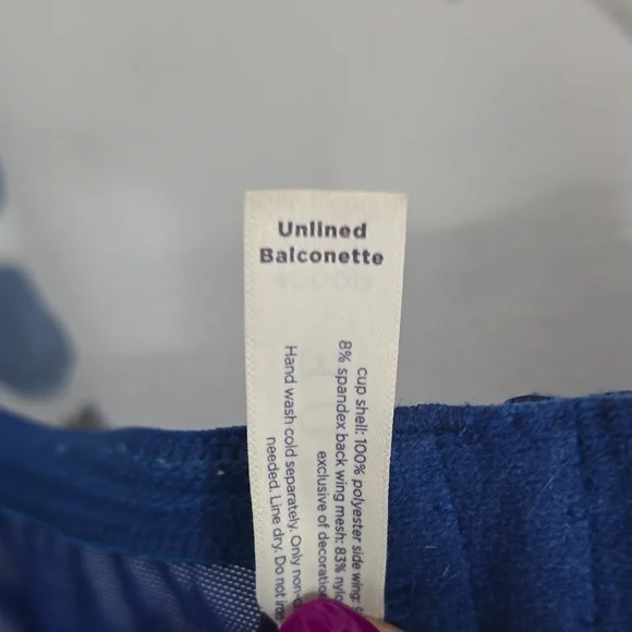 Chic Blue Lace Underwire Bra - Picture 3 of 6